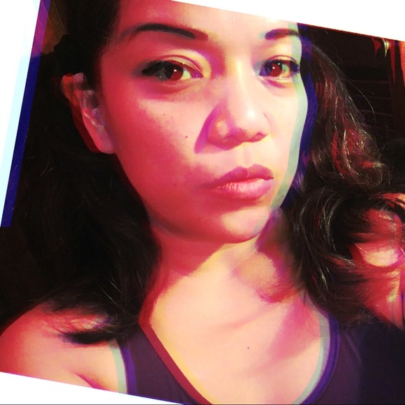 Meet your Posher, Armin Resurreccion Flores - Picture 4 of 7